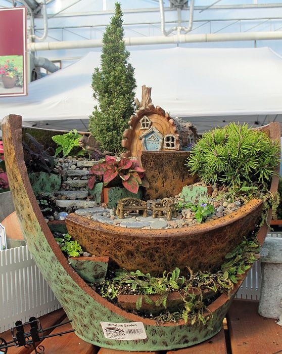 fairy garden planters bird bath ideas for planters turn that broken into something wonderful fairy garden