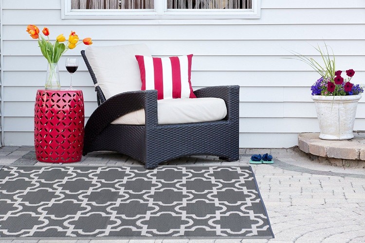 Indoor/Outdoor Contemporary Rectangular Area Rug